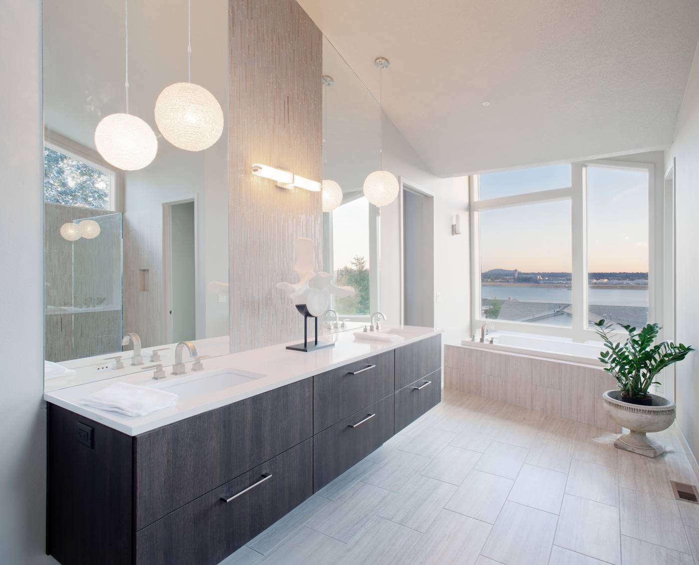 Luxury Bathroom | Builders Discount Warehouse