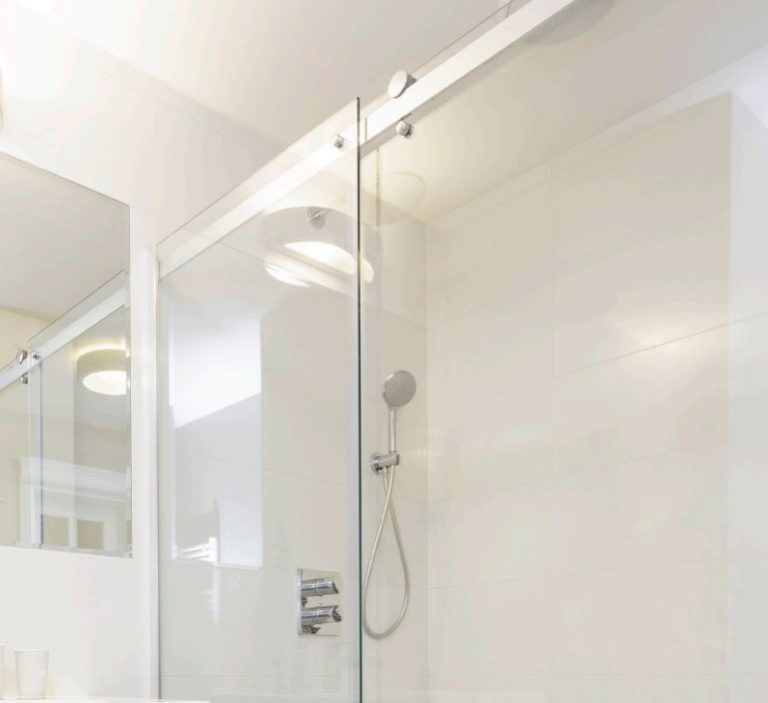 Barossa Sliding Shower Screens | Builders Discount Warehouse