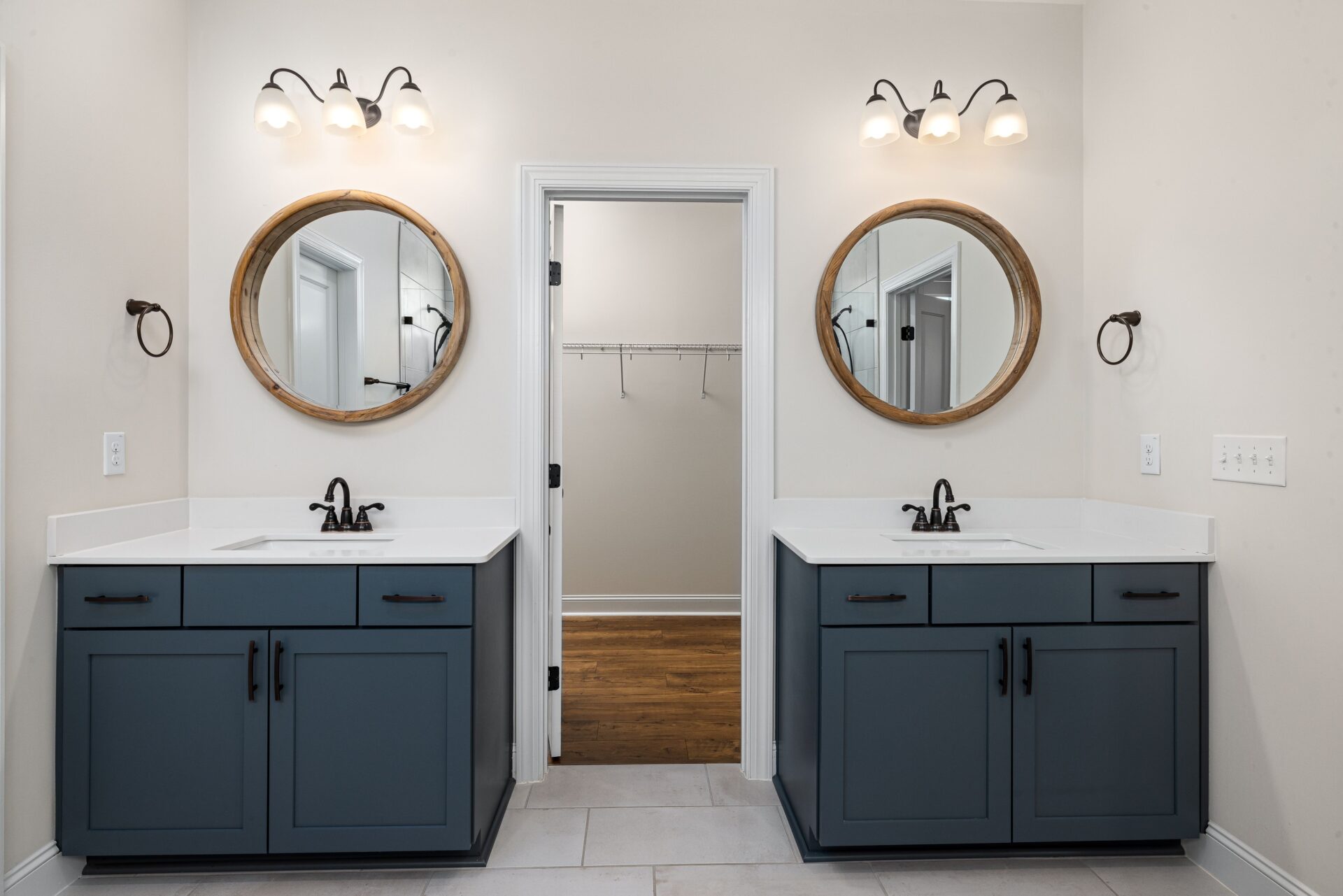 Scandi Oak Vanity Guide
