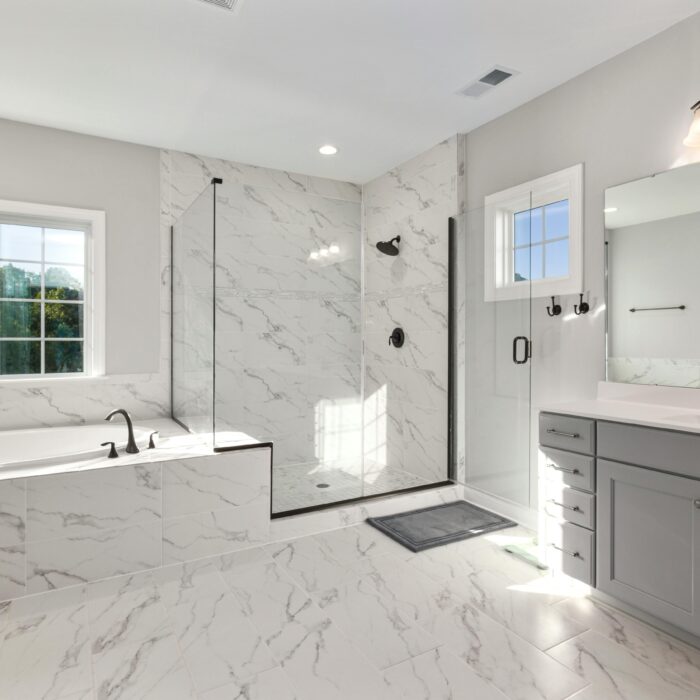 Frameless Shower Screens