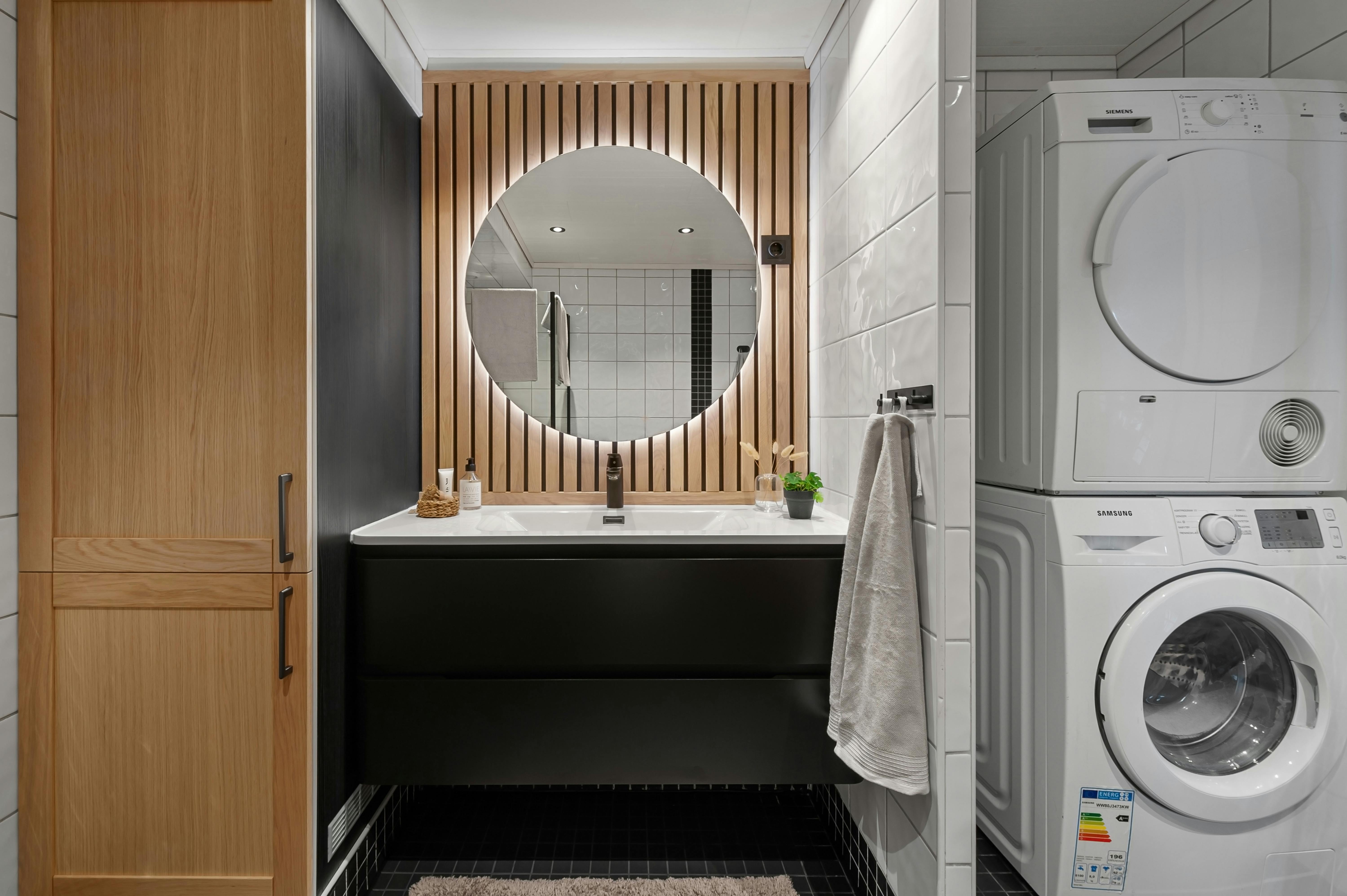 bathroom mirror cabinets with LED lights